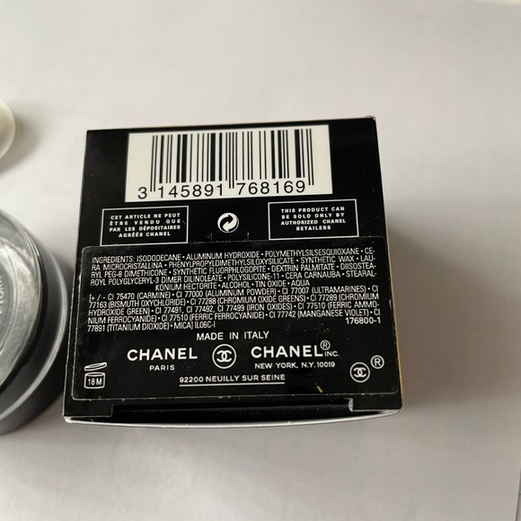 Chanel Ombre Premiere Longwear Cream Eyeshadow 816 Obscur (black) - Picture 5 of 5